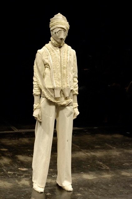 UNDERCOVER 2006–2007AW “BUT BEAUTIFUL V / GURU GURU” FRILL BOMBER JACKET - Image 10