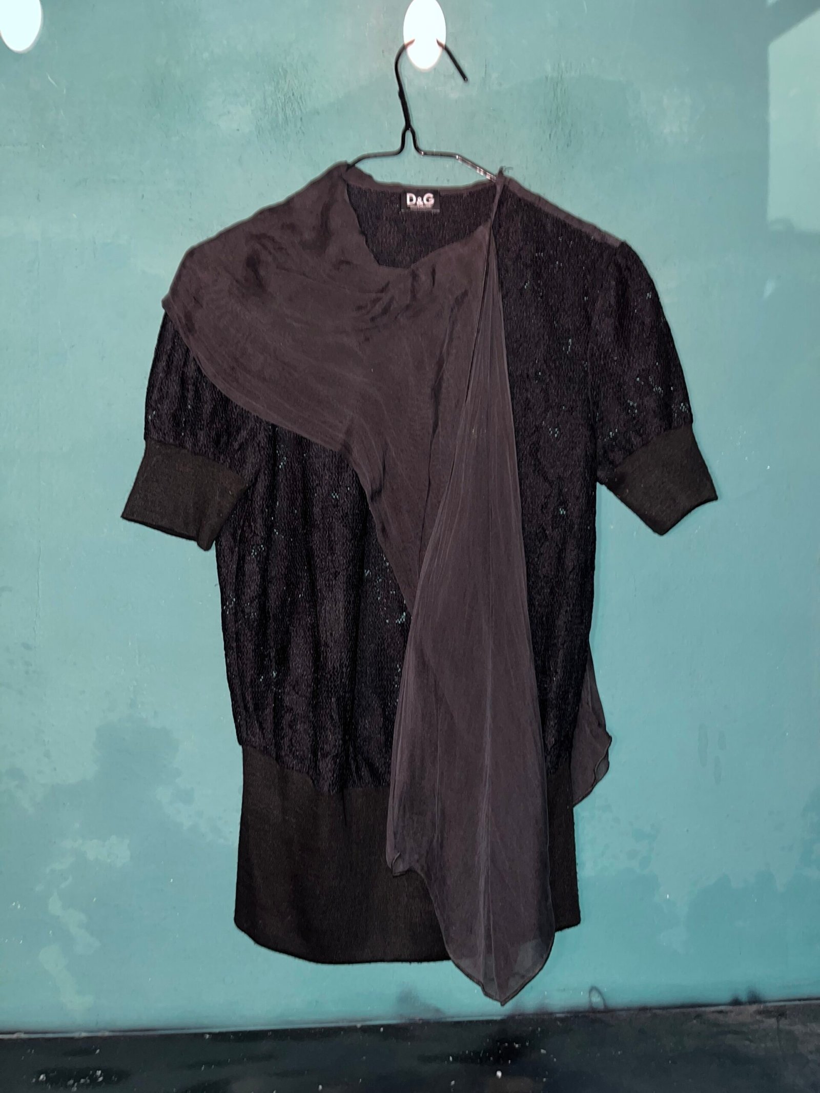 Early 00s D&G Silk-Drape Lace-Knit Top - Image 8